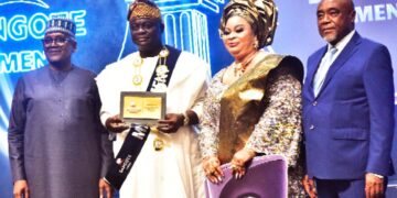 Dangote Splashes 15 billion in Gifts, Cash to Appreciate Cement Distributors at Awards Nite