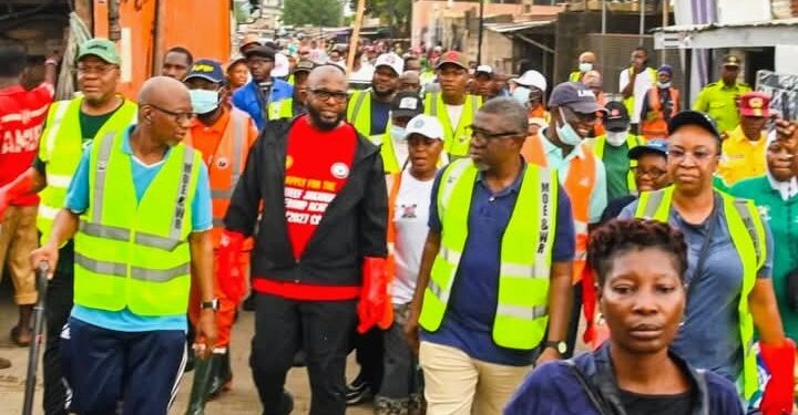 Lagos Head of Service Monitors Environmental Sanitation in Agege