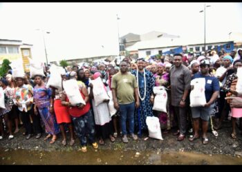 Relief as Dangote Foundation Distributes Rice to Cement Host Communities in Ogun