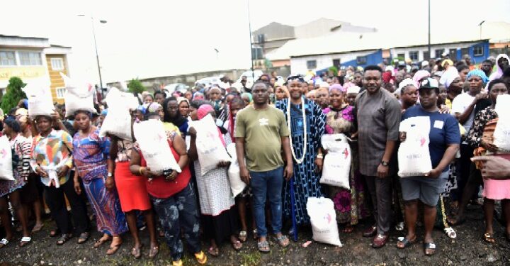 Relief as Dangote Foundation Distributes Rice to Cement Host Communities in Ogun