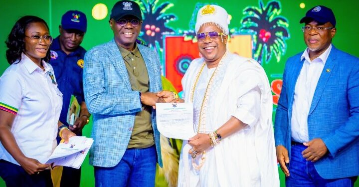 LASG Presents Land Allocation Letters to 98 Communities in Lekki